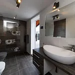 Mediterrane Mit Privatpool, Meerblick, Hundefreundlich, Grill, Privatparkplatz * Grižane