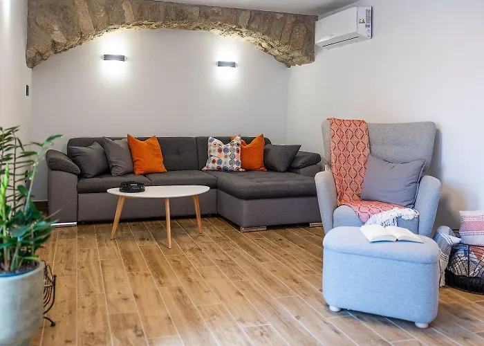 Mediterrane Mit Privatpool, Meerblick, Hundefreundlich, Grill, Privatparkplatz Σπίτι διακοπών *