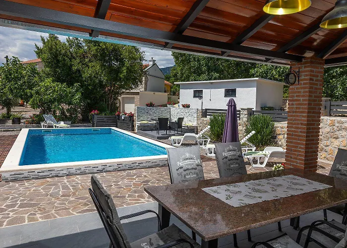 Σπίτι διακοπών Mediterrane Mit Privatpool, Meerblick, Hundefreundlich, Grill, Privatparkplatz Grižane